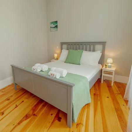 Apartment Bonfim Design By Homing Porto